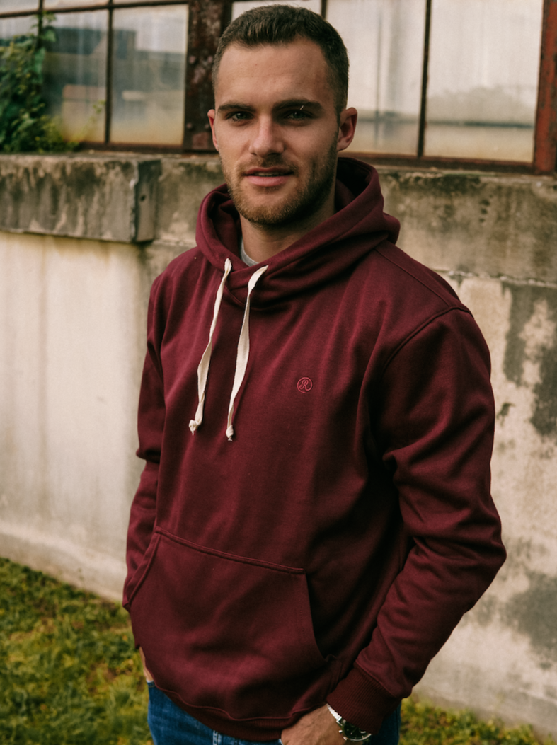 Ñaño Hoodie in Wine