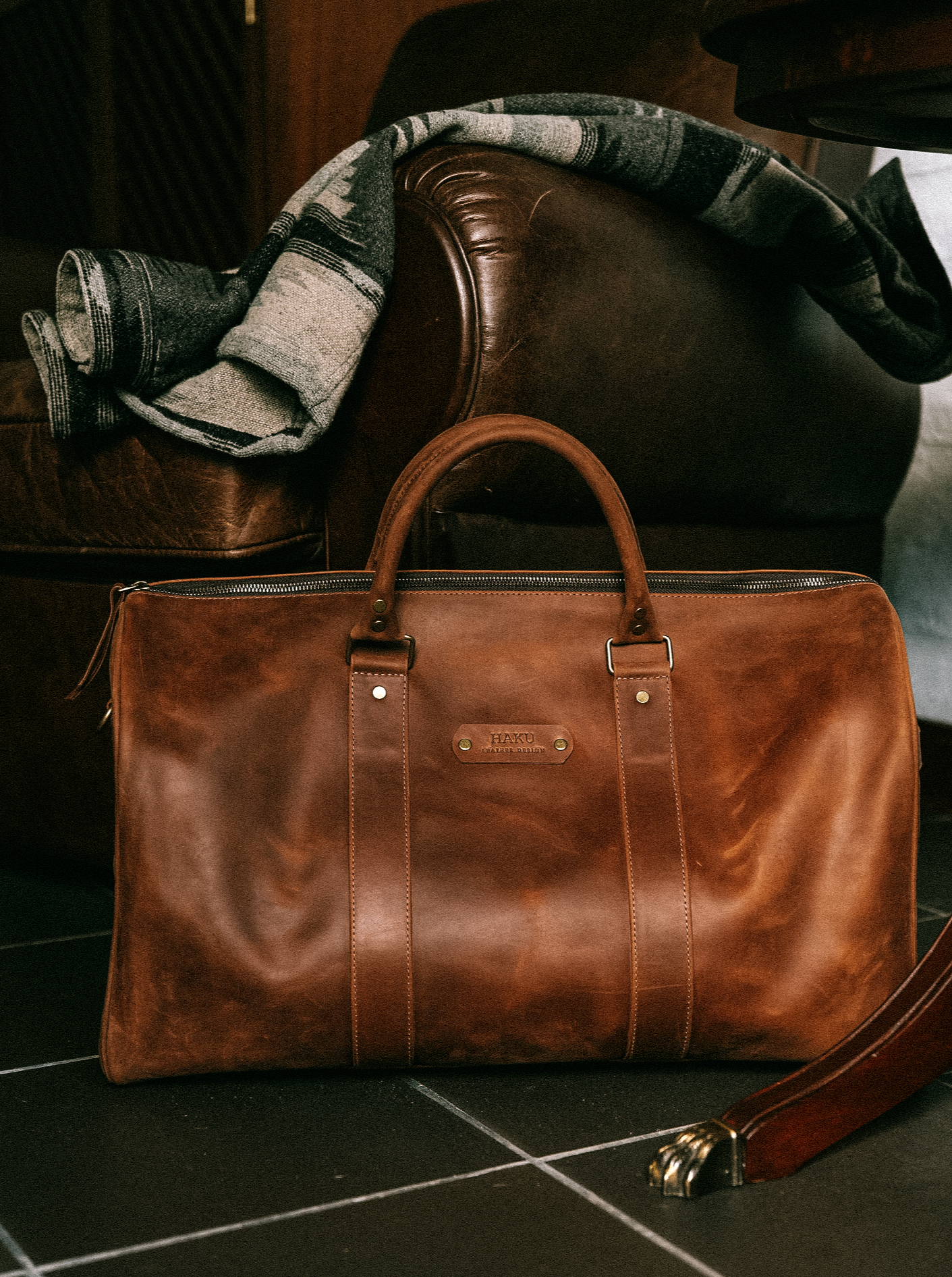 Weekender Leather Bag in Cafe